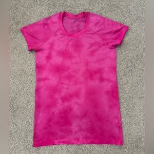 Lululemon Swiftly Tech 2.0 Marbled Sonic Pink Dye